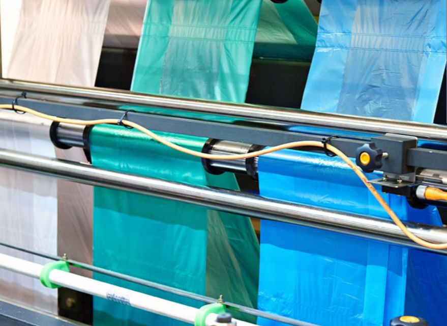 注塑機(jī)、擠出機(jī)、吹膜機(jī)和吹塑機(jī)對中解決方案