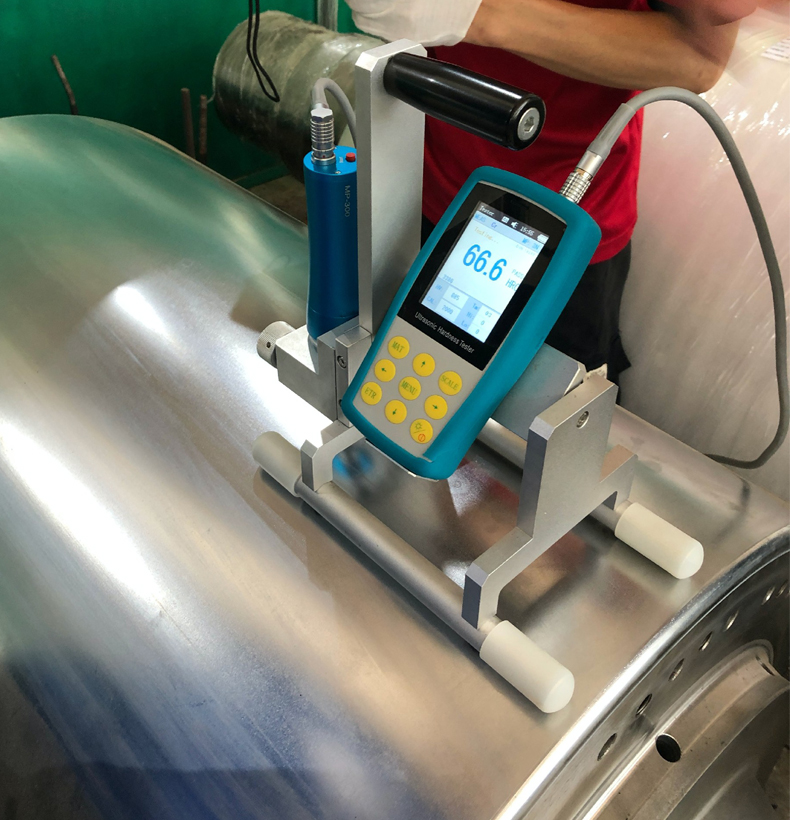 熱處理后產(chǎn)品的滲碳硬度進(jìn)行全檢